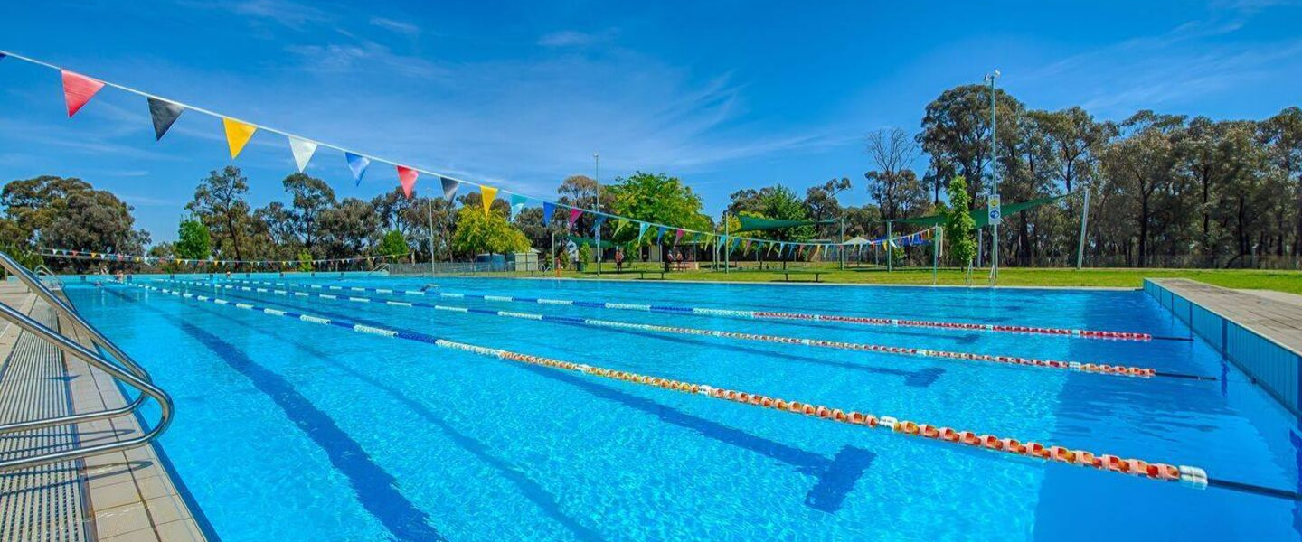 Home - Brennan Park Swimming Pool